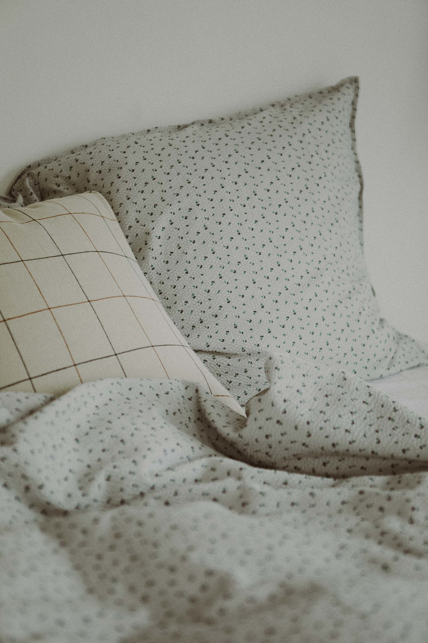 BEDDING - SEERSUCKER - CLOUDY DAY