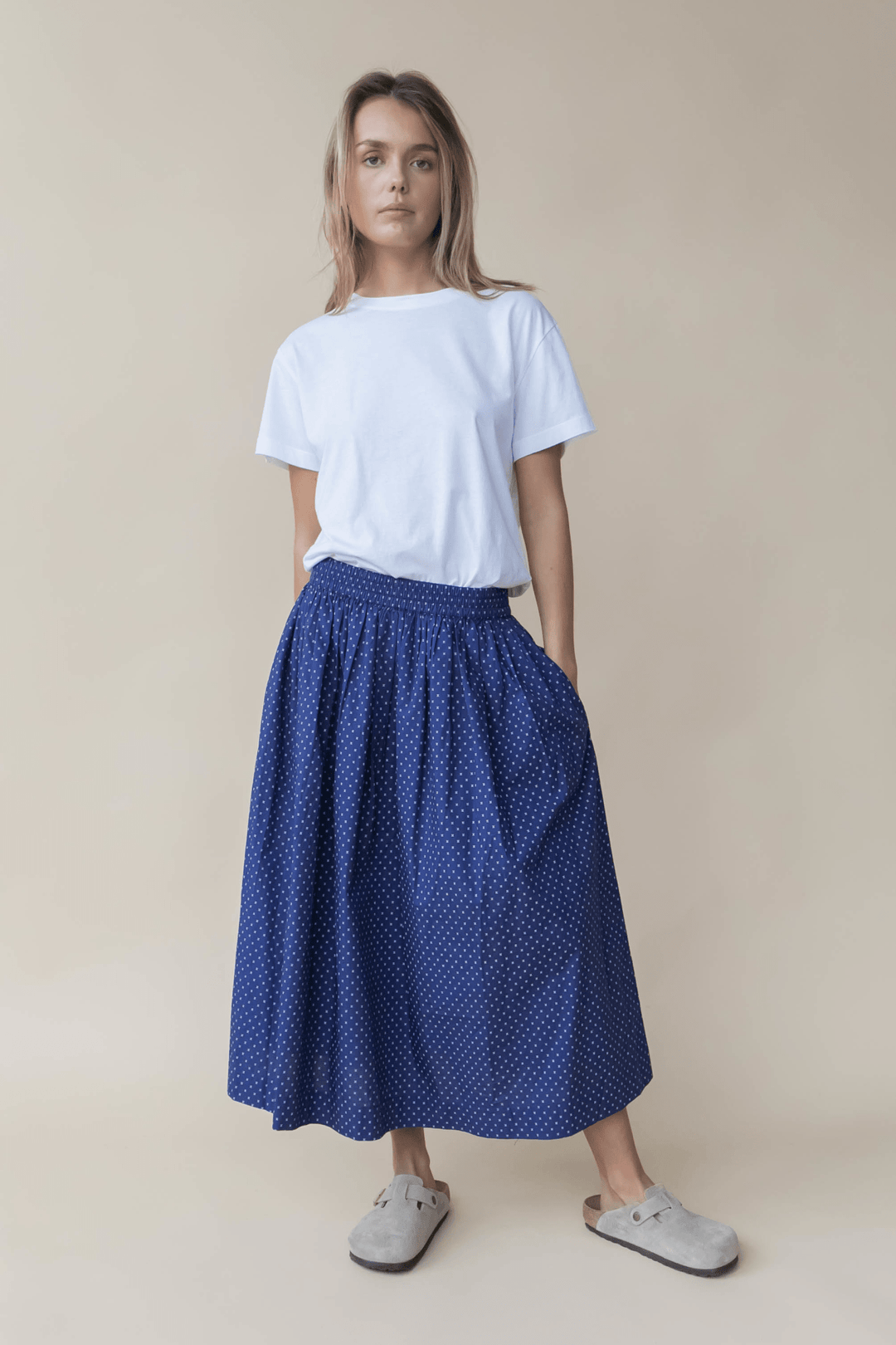 おもち’s Shop VIOLA CUTWORK FLARE SKIRT Ameri（アメリ）の「VIOLA CUTWORK FLARE SKIRT（スカート