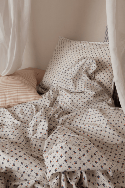 Adult Bedding - Scarlet Ecru